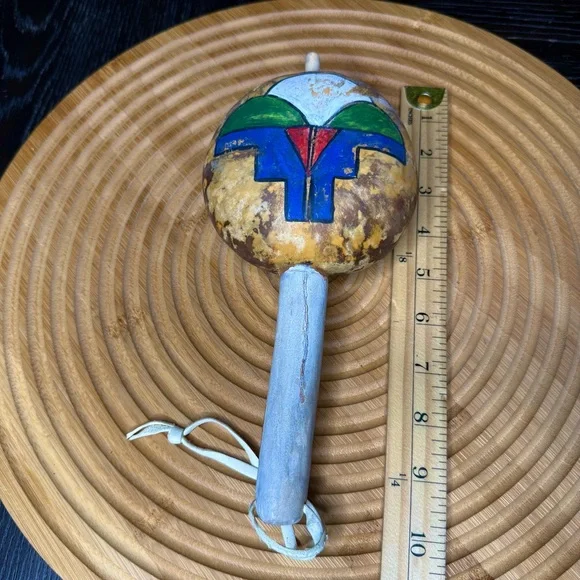 Vintage Native American Handmade & Painted Shaman Hopi Ground Rattle